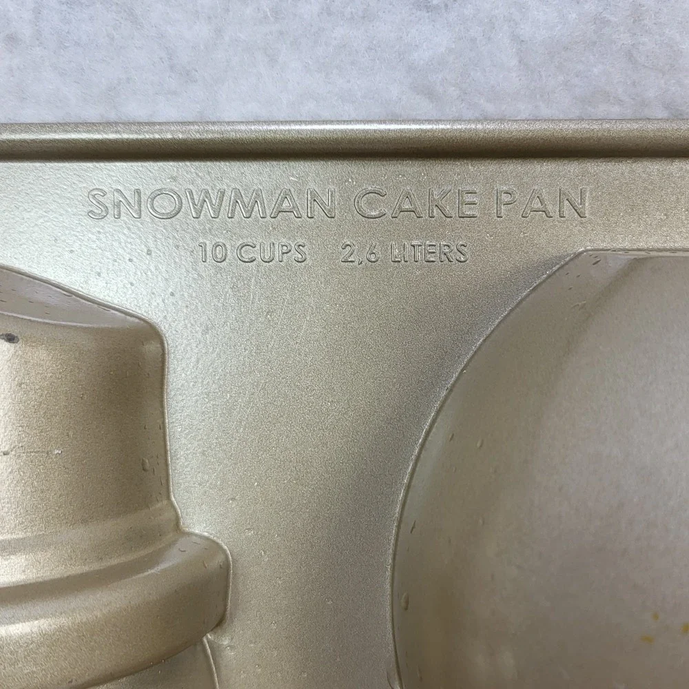 Nordic Ware‎ Snowman Cake Mold Pan Christmas 3D 10 Cup Williams Sonoma USA Made